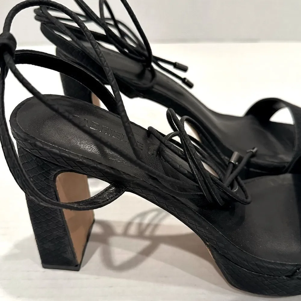 Gabrielle Union Isabella Platform‎ Sandal Women's 8.5 Black Snake Embossed NWT